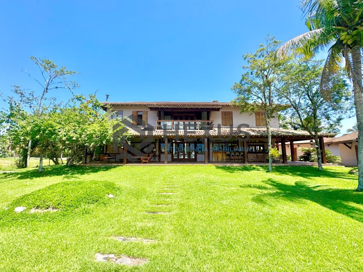 Foto 4 de Casa com pier  e área gourmet no Residencial Marina Guarujá