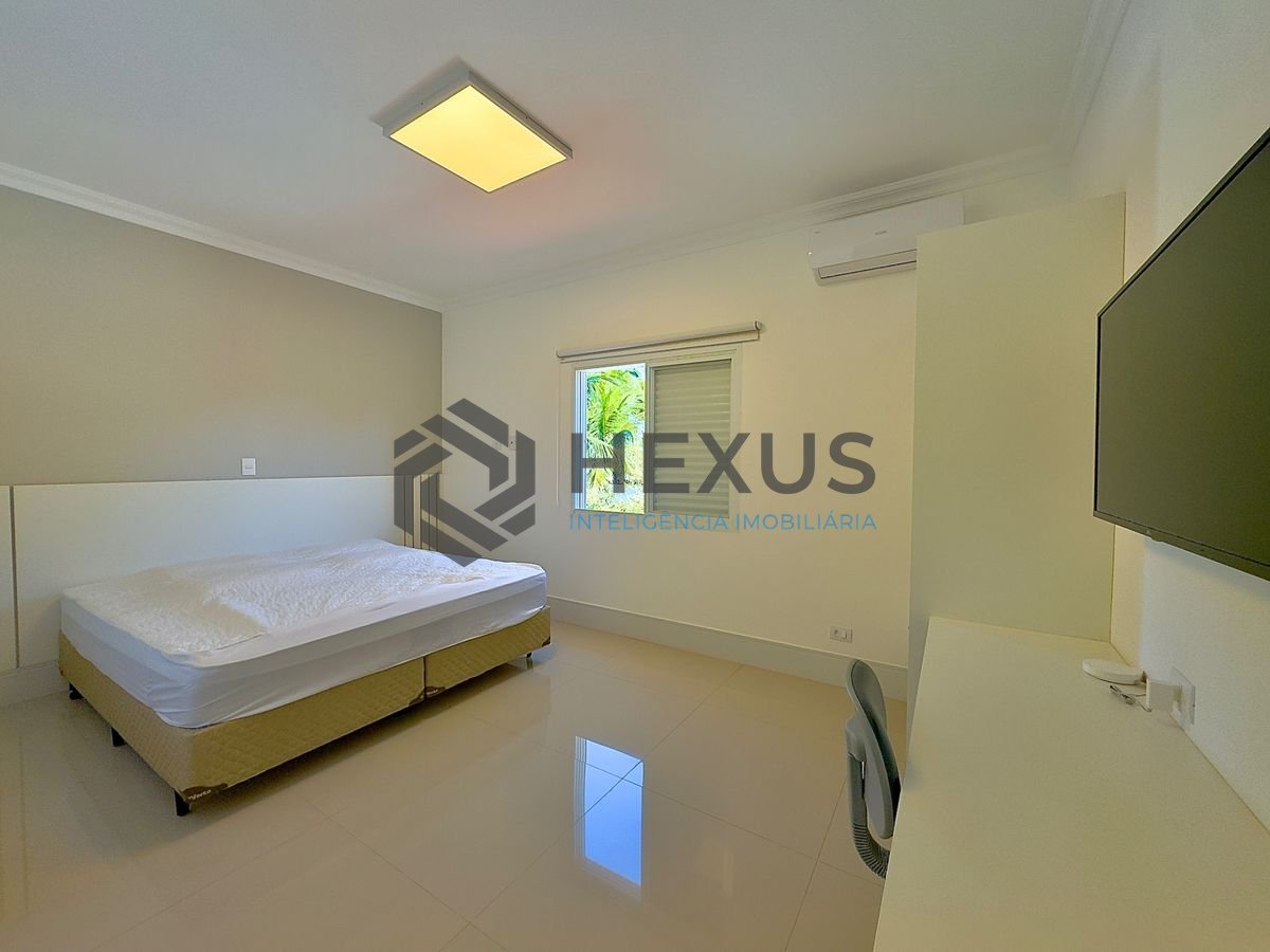 Foto 46 de Casa de alto padrão com varanda piscina e área gourmet no Jardim Acapulco, Guarujá