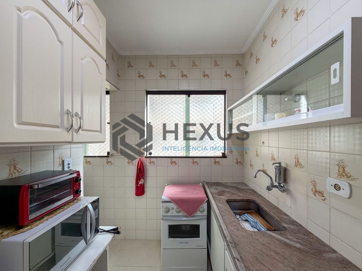 Foto 17 de Apartamento reformado a 1 quadra da praia na Região da Padaria Vidal no Jardim Astúrias, Guarujá