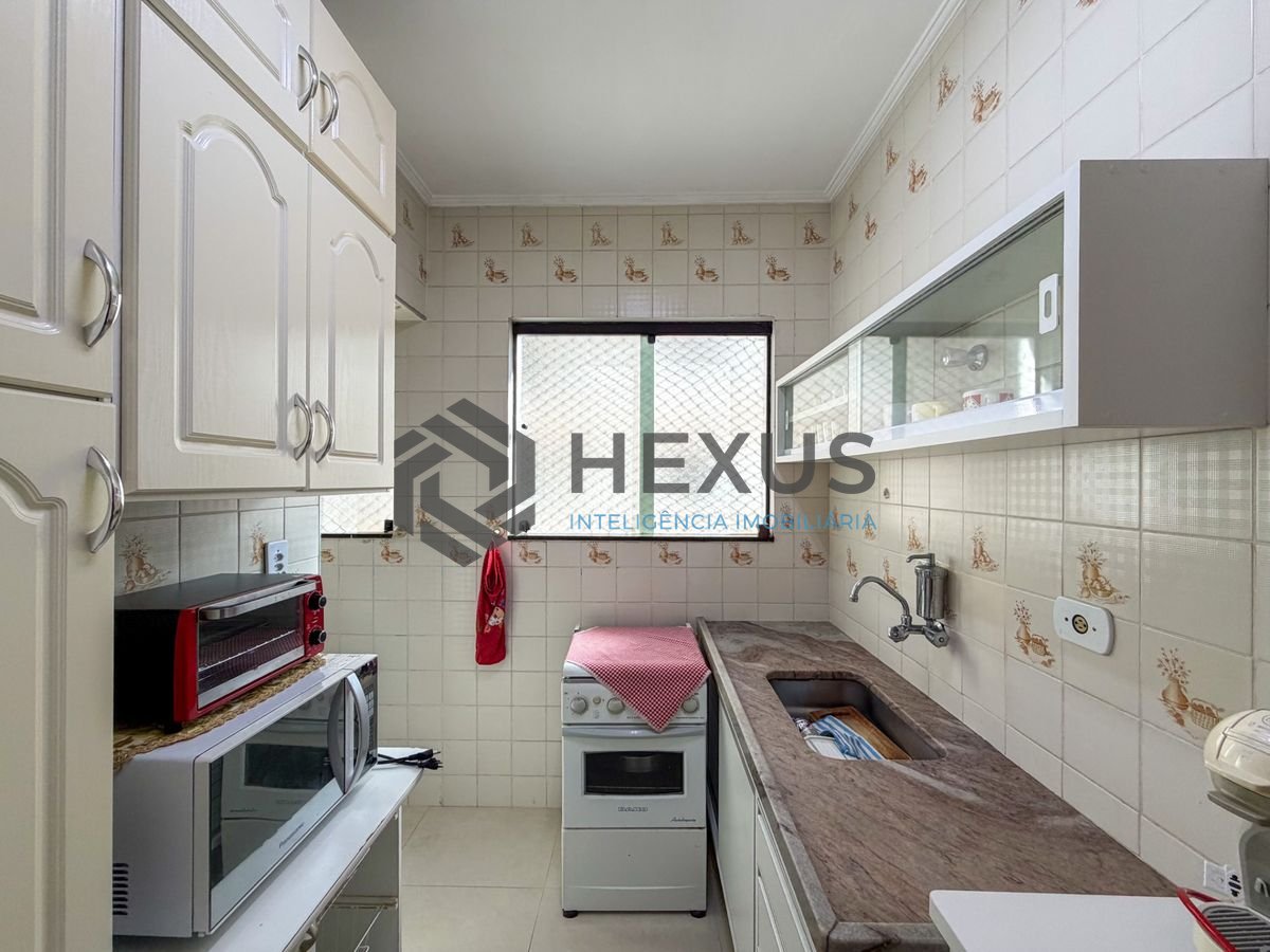 Foto 19 de Apartamento reformado a 1 quadra da praia na Região da Padaria Vidal no Jardim Astúrias, Guarujá