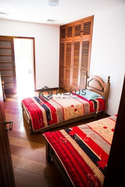 Foto 18 de Casa reformada com piscina e área gourmet no Jardim Acapulco, Guarujá