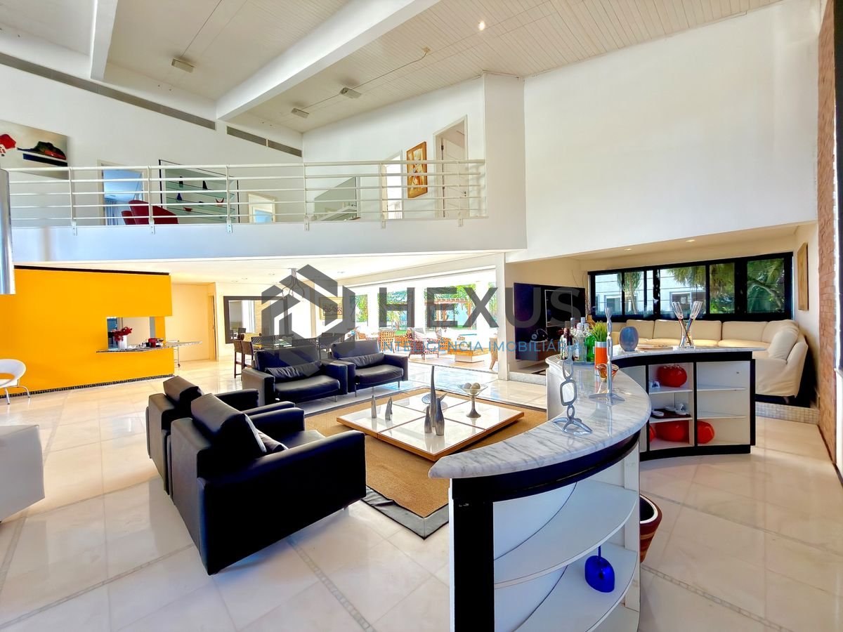 Foto 5 de Casa de alto padrão com piscina e área gourmet no Jardim Acapulco, Guarujá