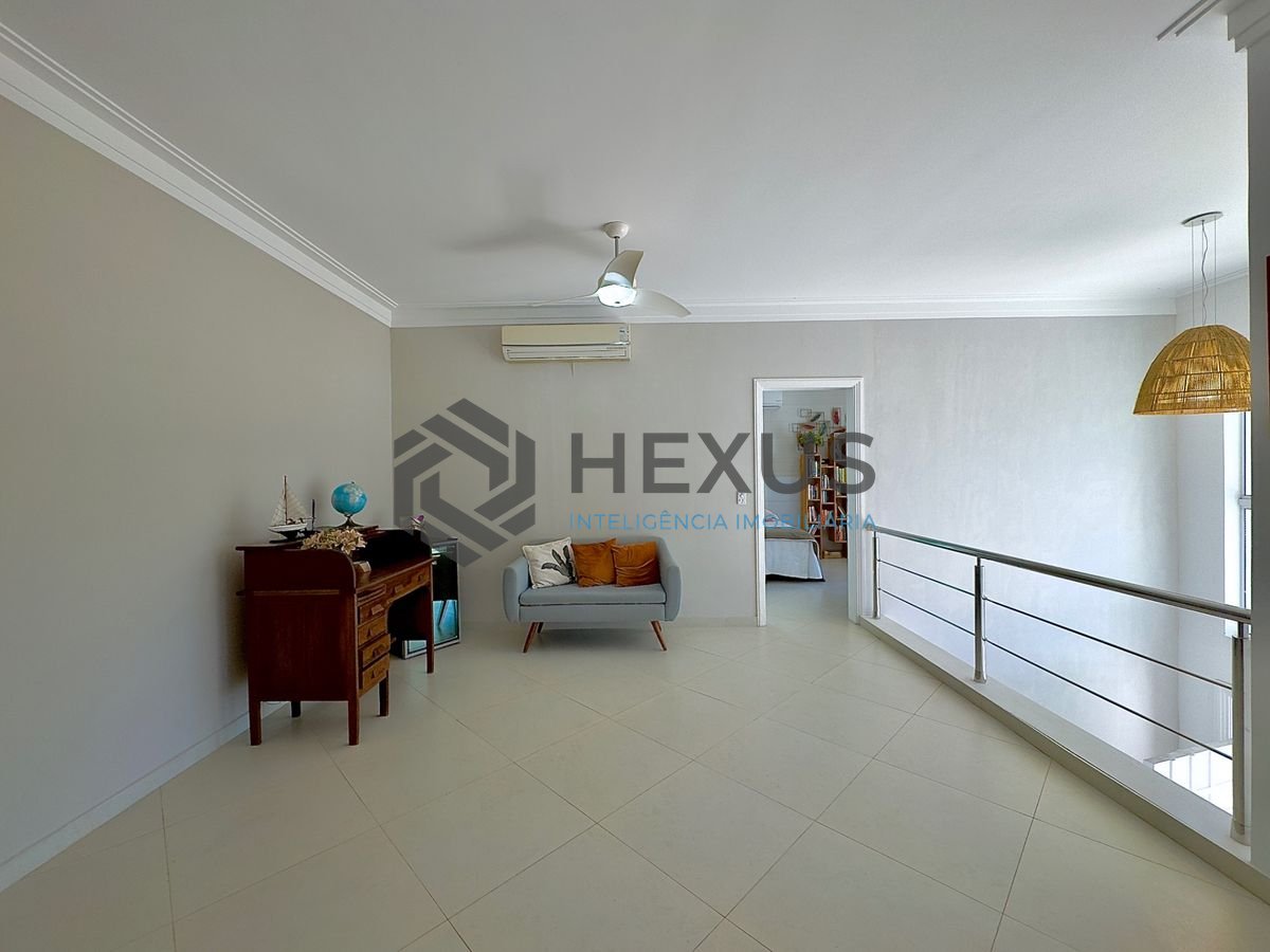 Foto 41 de Casa reformada com piscina e área gourmet no Jardim Acapulco, Guarujá
