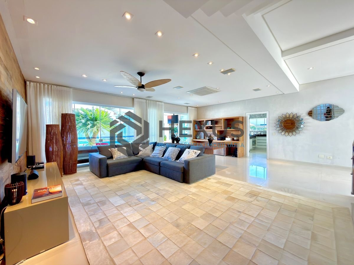 Foto 15 de Casa reformada com piscina e área gourmet no Jardim Acapulco, Guarujá