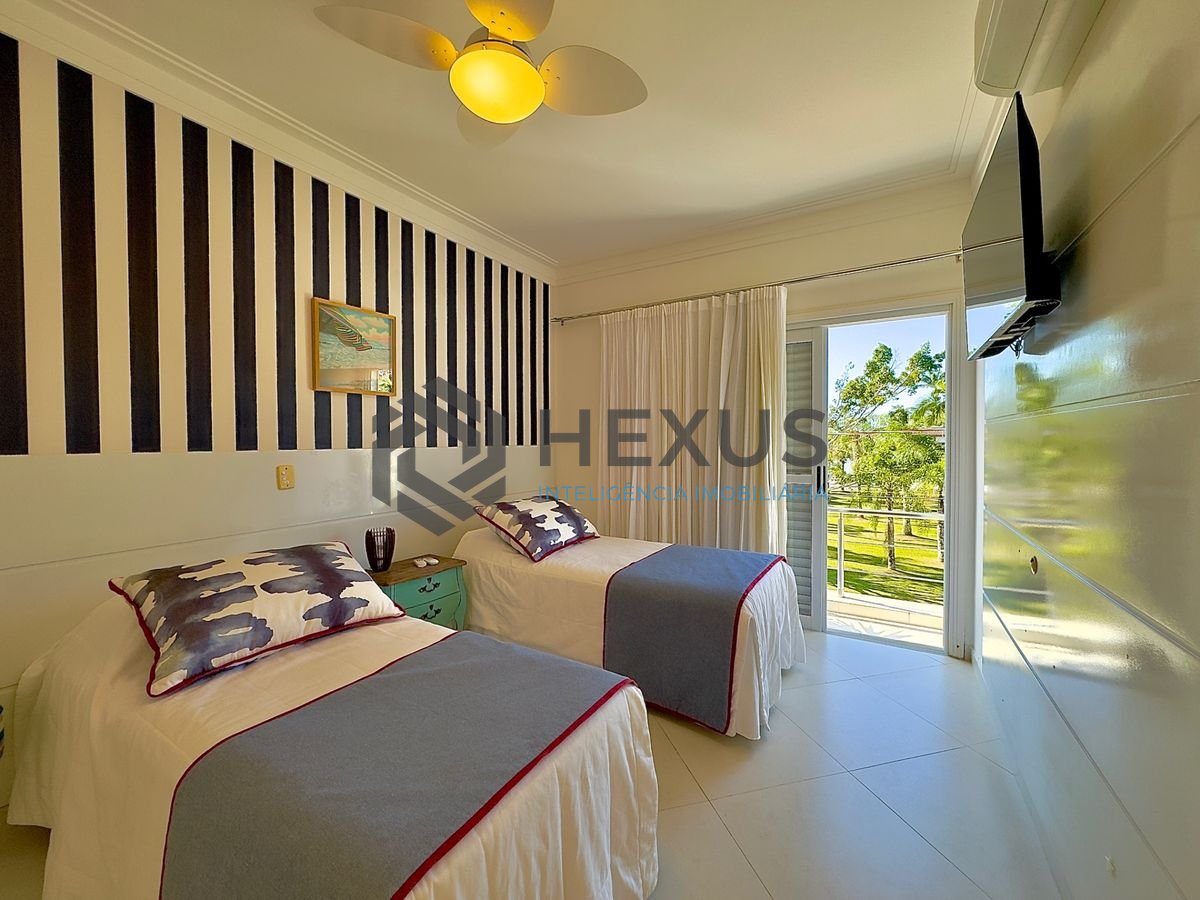 Foto 52 de Casa reformada com piscina e área gourmet no Jardim Acapulco, Guarujá