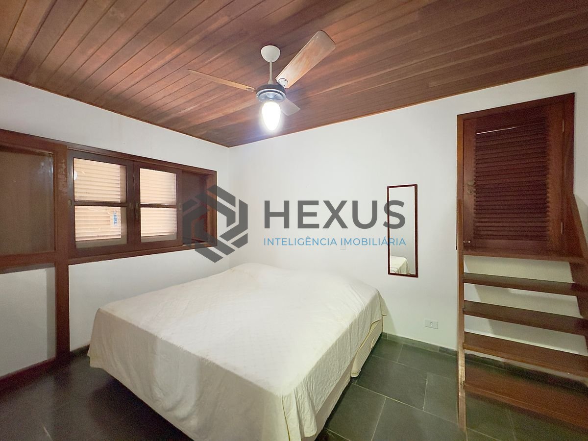 Foto 18 de Casa reformada com piscina e área gourmet no Jardim Acapulco, Guarujá