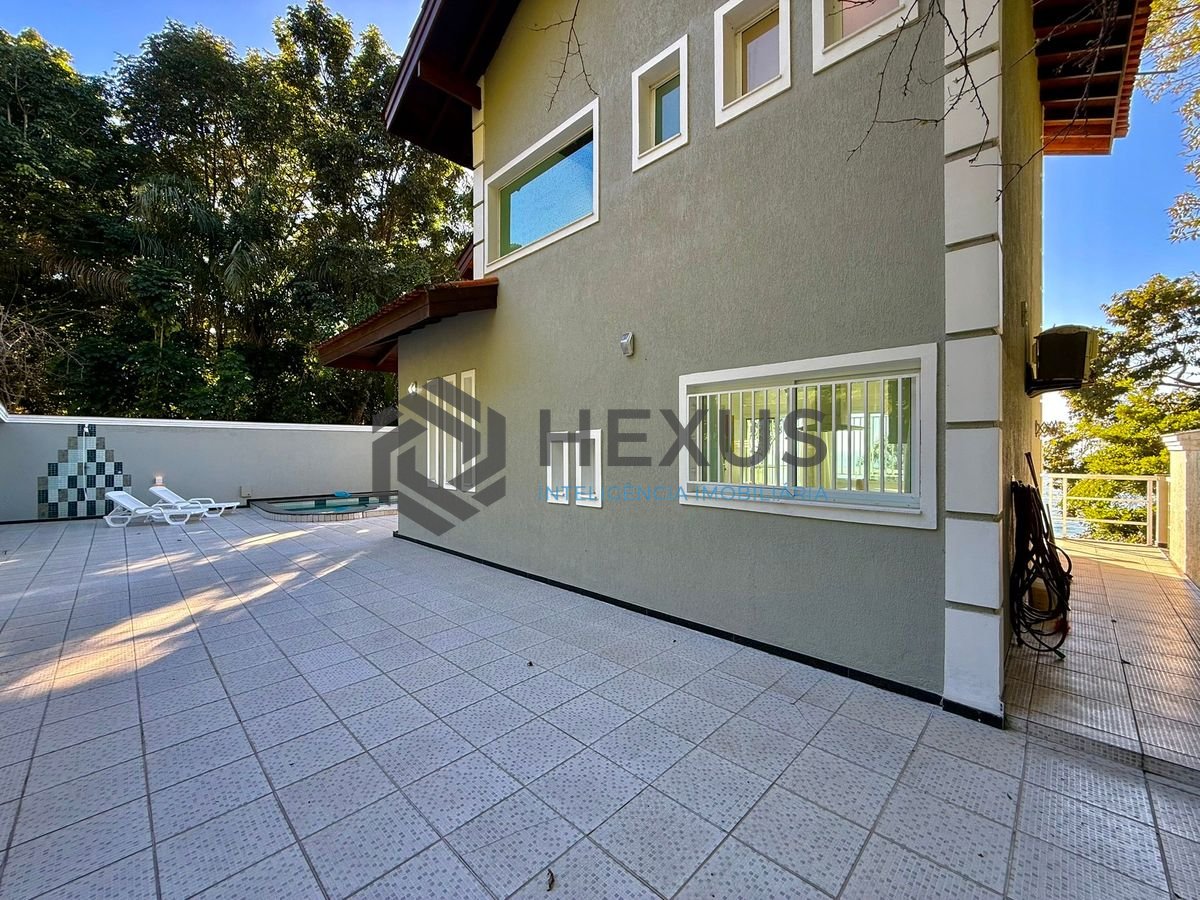 Foto 50 de Casa reformada com varanda vista mar e lazer a 100m da praia no Morro Sorocotuba na Enseada, Guarujá