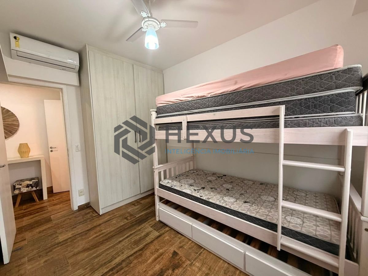 Foto 14 de Apartamento reformado com varanda gourmet vista mar e lazer a 100m da praia nas Pitangueiras, Guarujá
