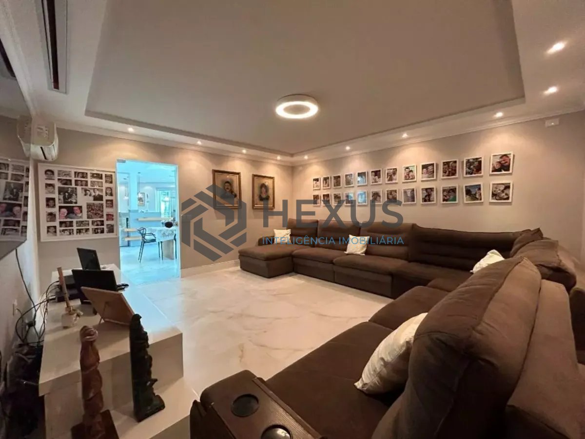 Foto 25 de Casa reformada com piscina e área gourmet no Jardim Acapulco, Guarujá