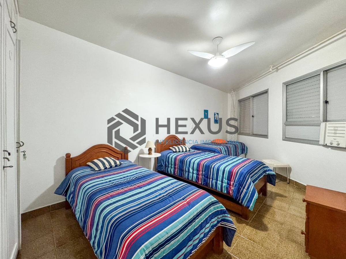 Foto 20 de Apartamento reformado com vista mar a 1 quadra da praia nas Pitangueiras, Guarujá