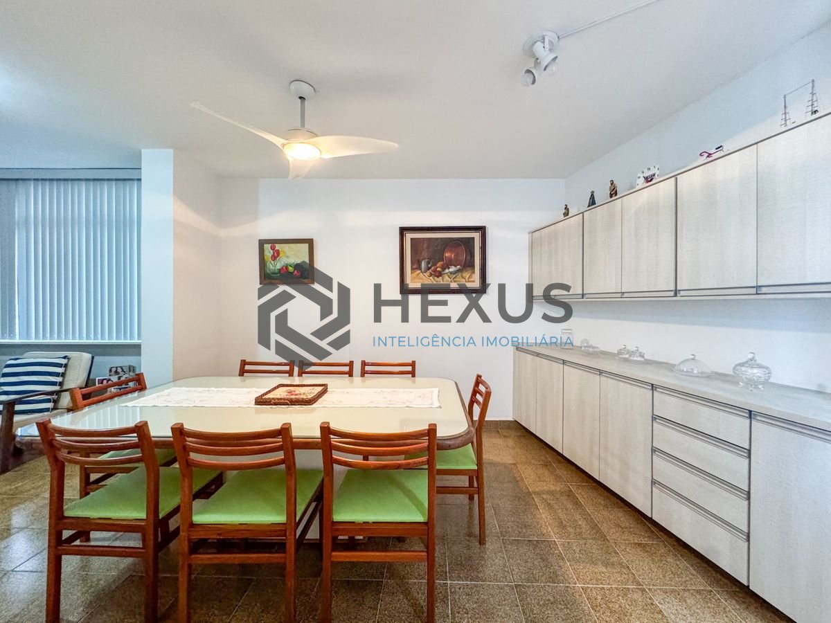 Foto 12 de Apartamento reformado com vista mar a 1 quadra da praia nas Pitangueiras, Guarujá