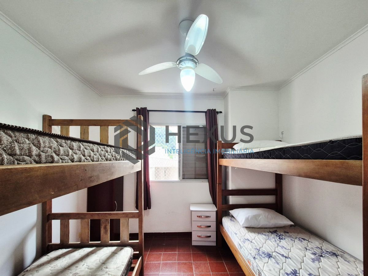 Foto 7 de Apartamento com varanda a 1 quadra da praia nas Pitangueiras, Guarujá