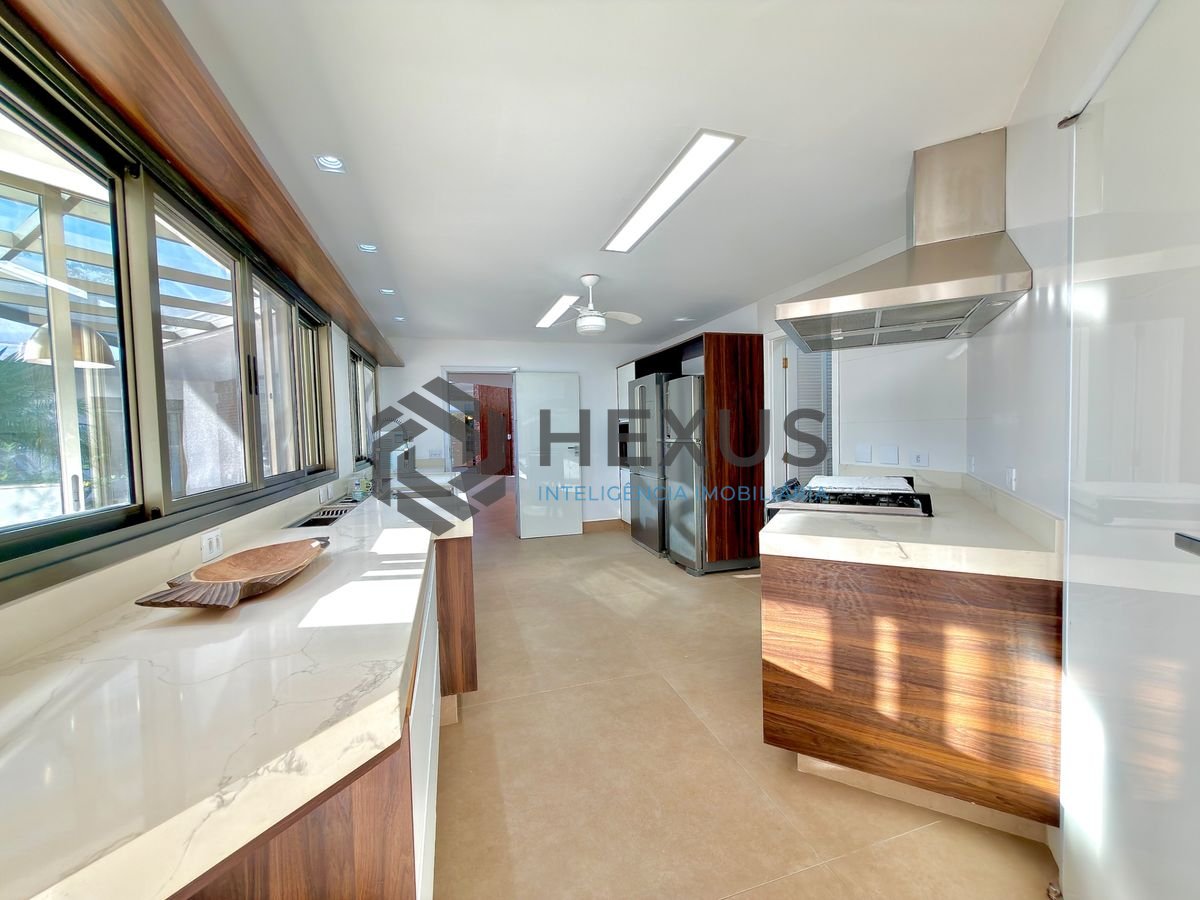 Foto 14 de Casa com pier  e área gourmet no Residencial Marinas Guarujá