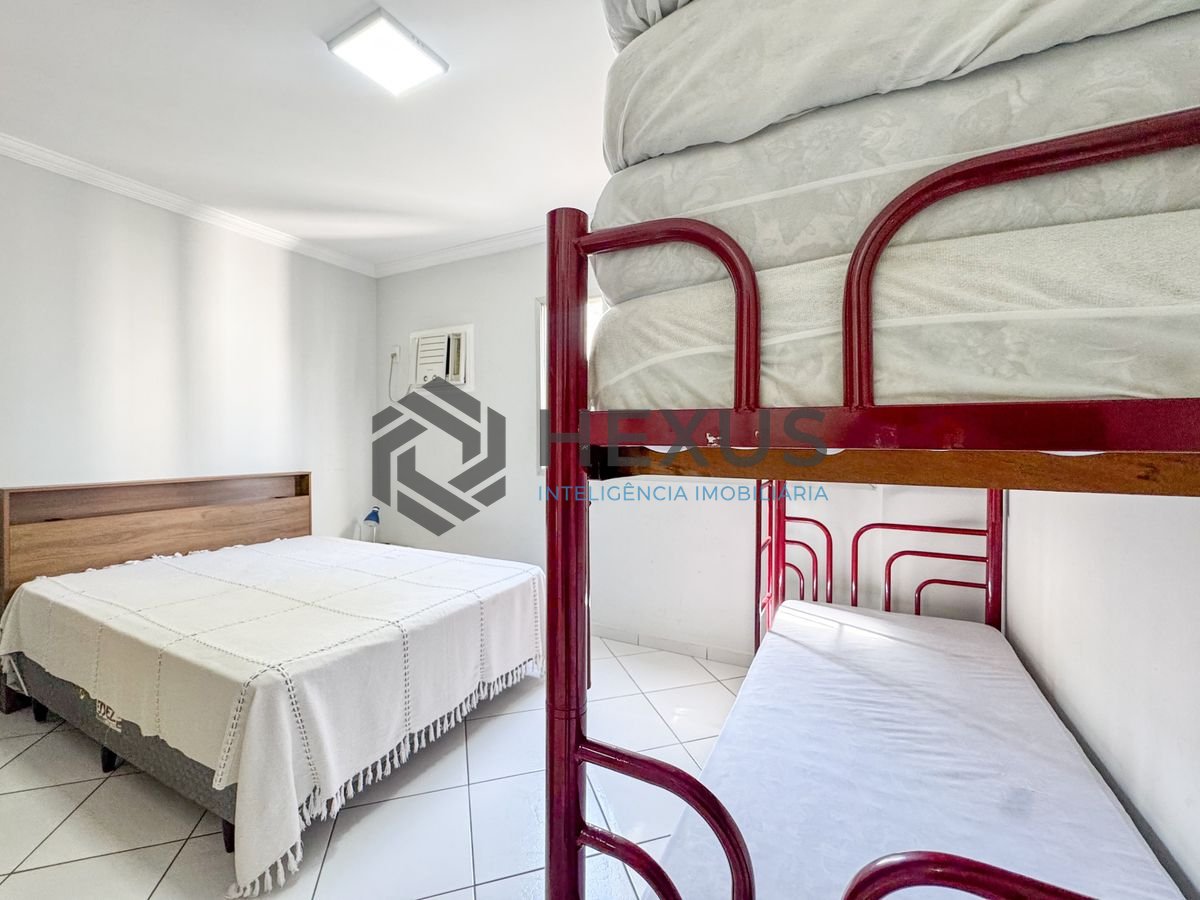 Foto 7 de Apartamento a 1 quadra da praia nas Pitangueiras, Guarujá