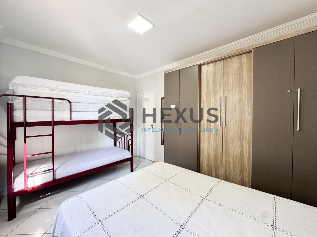 Foto 10 de Apartamento a 1 quadra da praia nas Pitangueiras, Guarujá