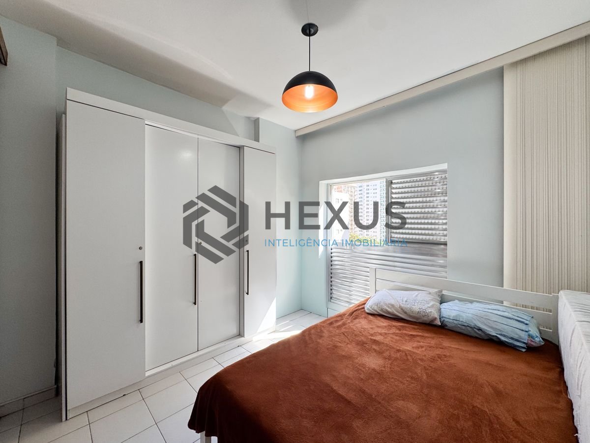 Foto 7 de Apartamento na quadra mar da Praia das Pitangueiras à venda, Guarujá-SP