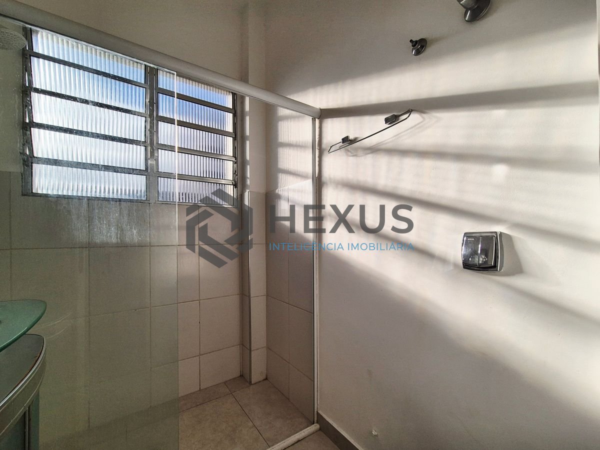 Foto 6 de Apartamento frente mar com varanda vista mar nas Pitangueiras, Guarujá