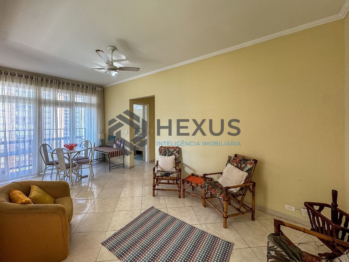 Foto 4 de Apartamento com varanda vista mar e lazer a 80m da praia nas Pitangueiras, Guarujá