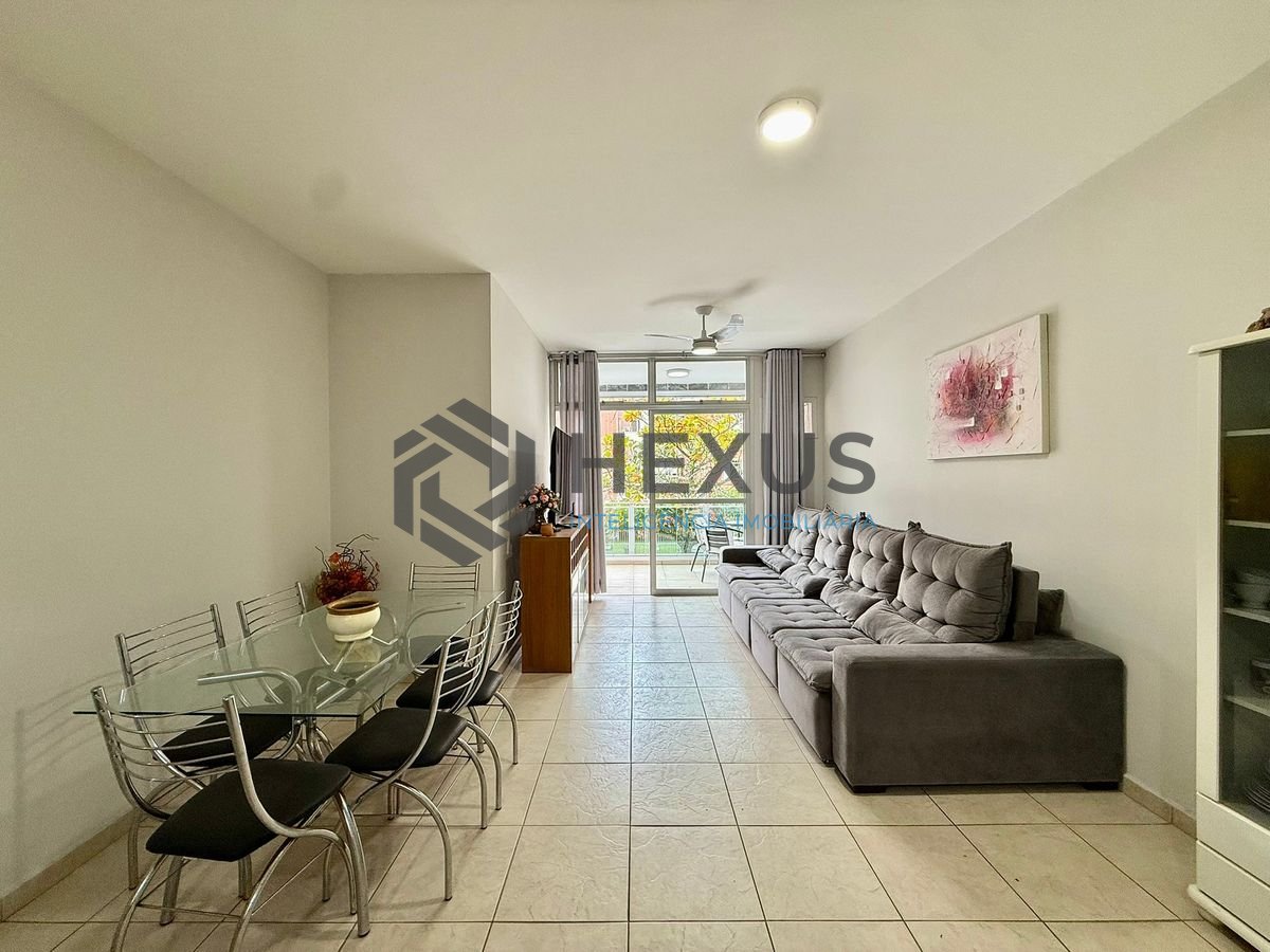 Foto 10 de Apartamento reformado com varanda a 300m da praia na região do Central Park na Enseada, Guarujá