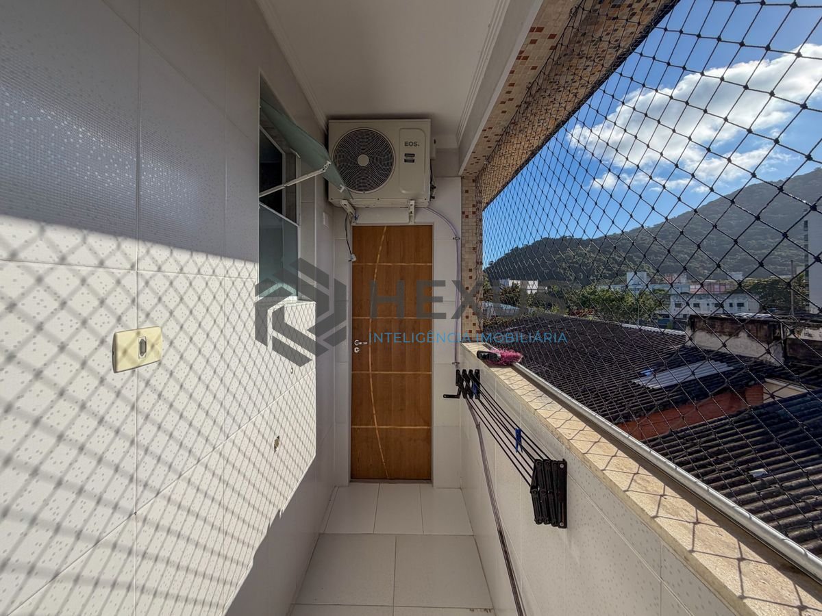 Foto 22 de Cobertura reformada com varanda gourmet a 100m da praia na região da Vila Julia na Enseada, Guarujá