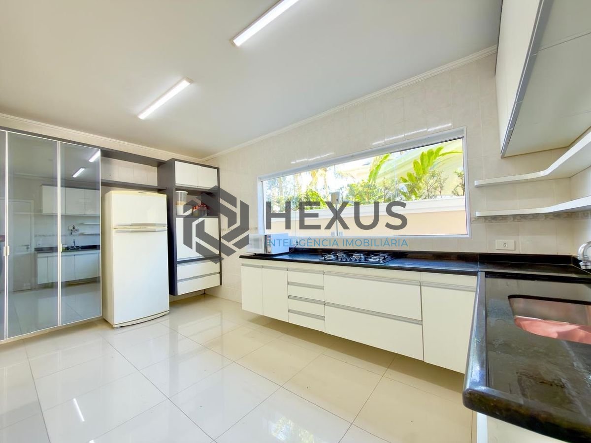 Foto 17 de Casa de alto padrão com piscina e área gourmet no Jardim Acapulco, Guarujá