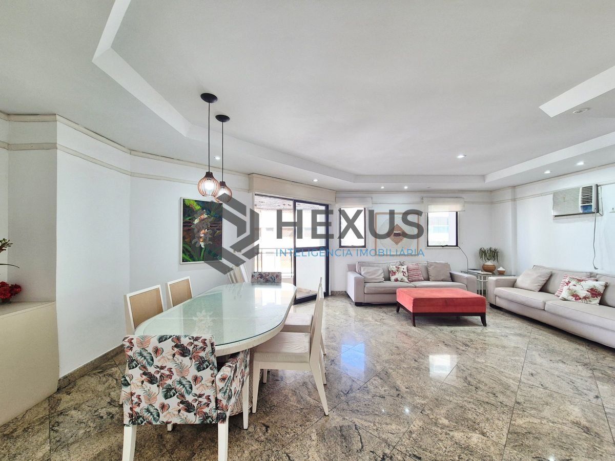 Foto 4 de Apartamento Duplex com varanda vista mar a 50m da praia nas Pitangueiras, Guarujá