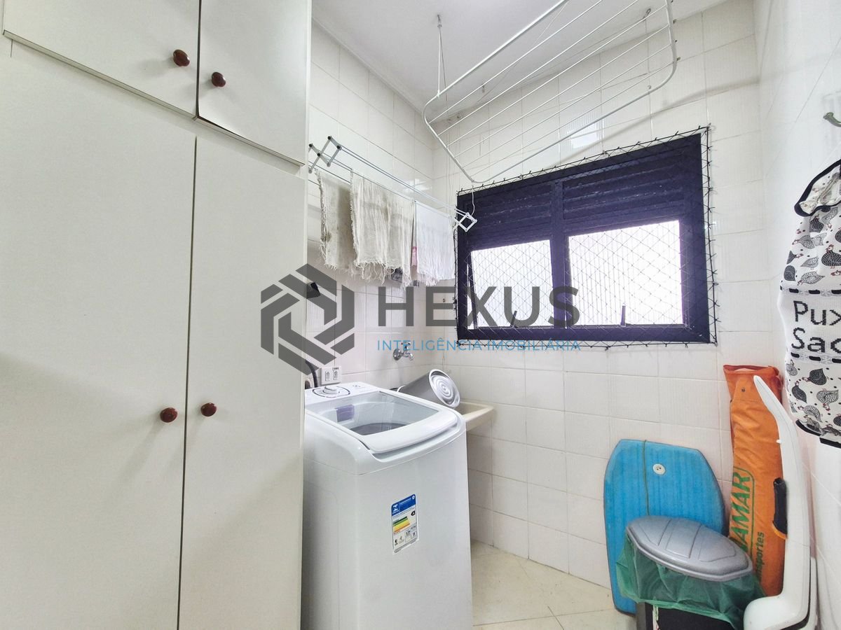 Foto 10 de Apartamento com varanda e lazer na região da Barra Funda nas Pitangueiras, Guarujá