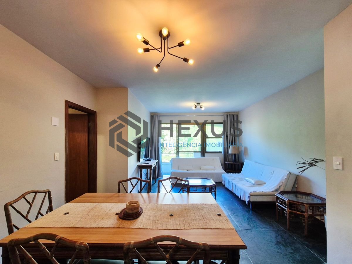 Foto 2 de Apartamento com varanda e lazer na beira mar das Pitangueiras, Guarujá
