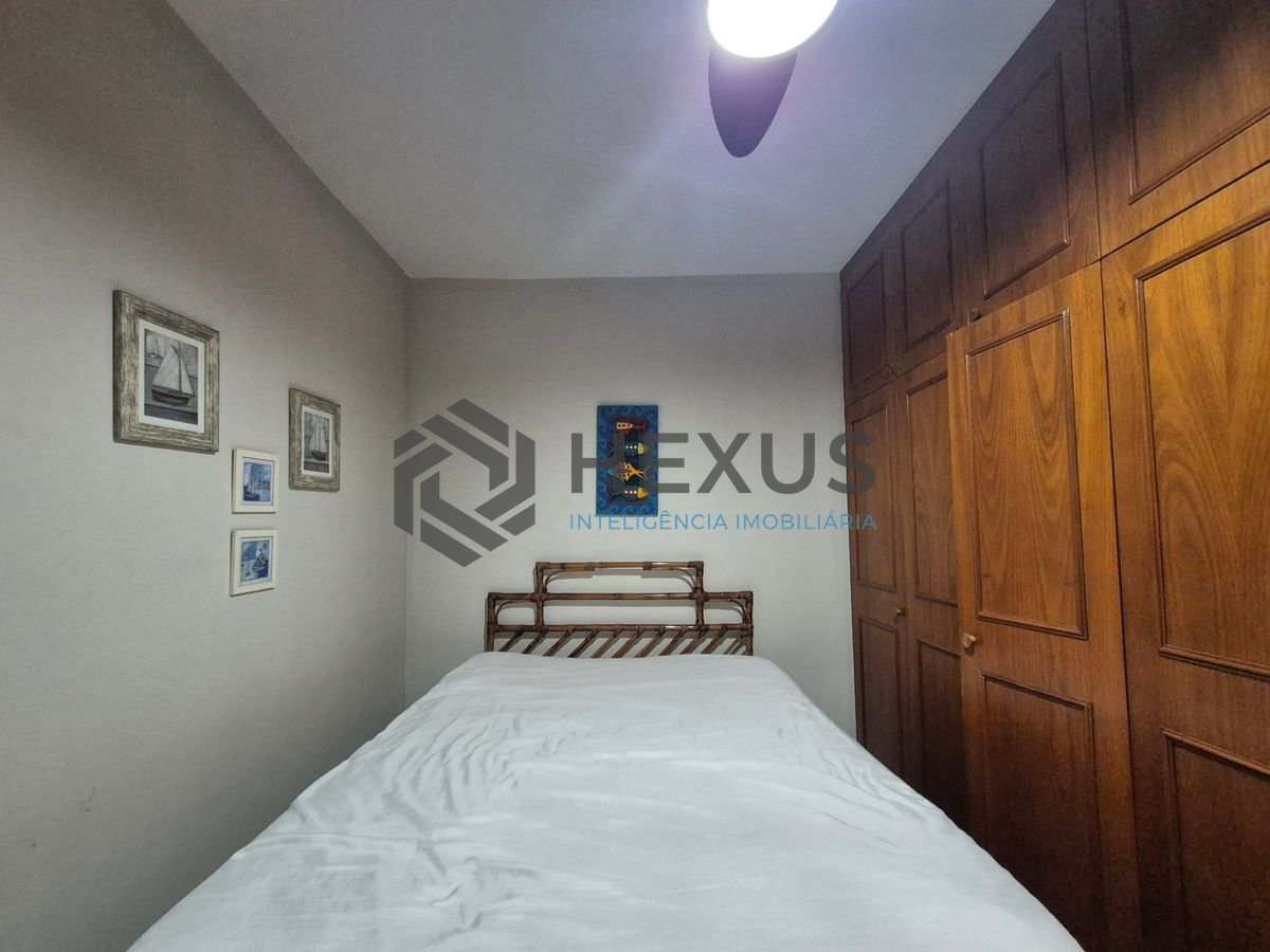 Foto 11 de Apartamento com varanda e lazer na beira mar das Pitangueiras, Guarujá