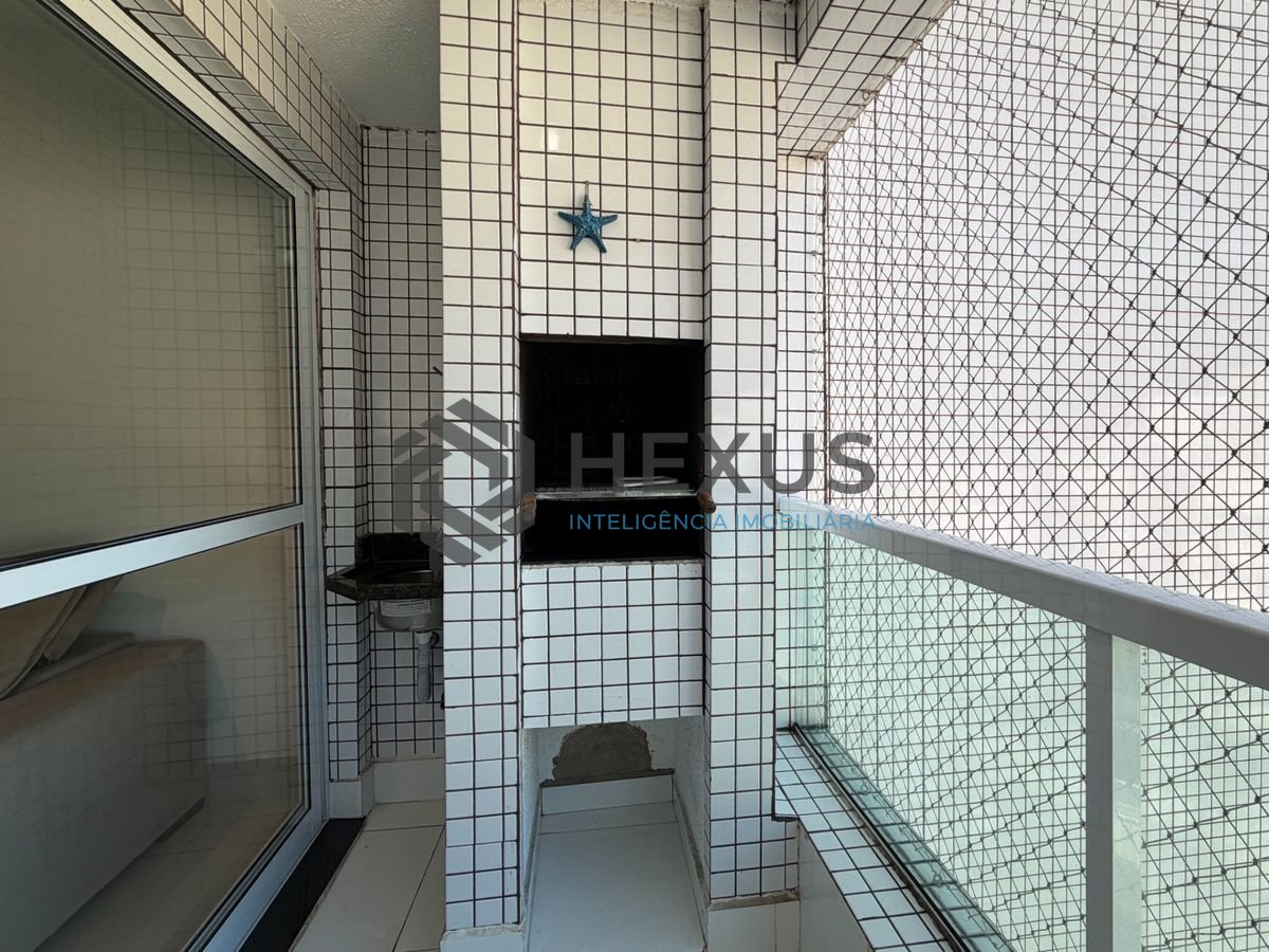 Foto 6 de Apartamento reformado com varanda e lazer na região do Jardim Tejereba na Enseada, Guarujá