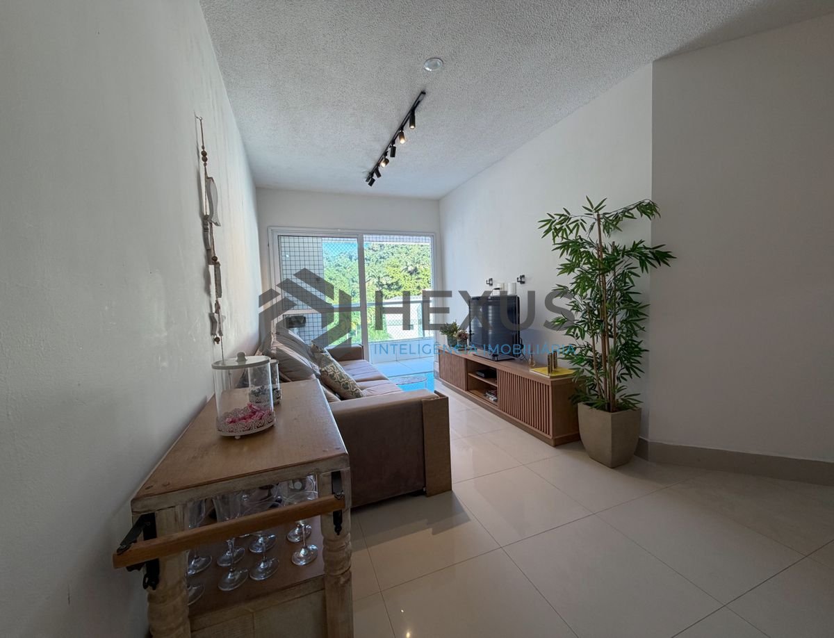 Foto 9 de Apartamento reformado com varanda e lazer na região do Jardim Tejereba na Enseada, Guarujá