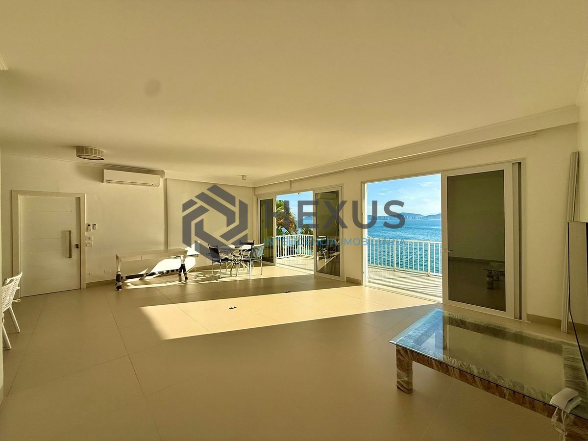 Foto 6 de Apartamento reformado frente mar com varanda vista mar e lazer na região do Tortugas na Enseada, Guarujá