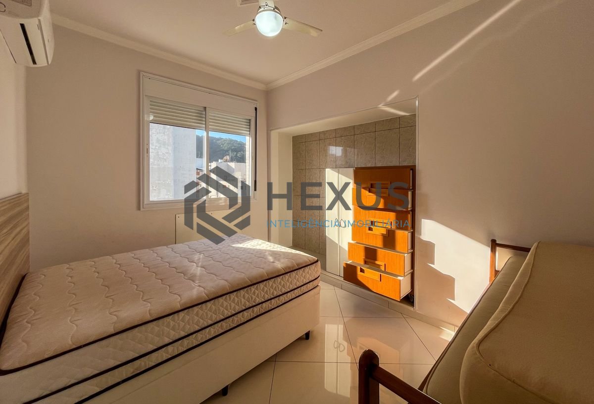 Foto 26 de Apartamento com varanda vista mar na beira mar da praia nas Pitangueiras, Guarujá