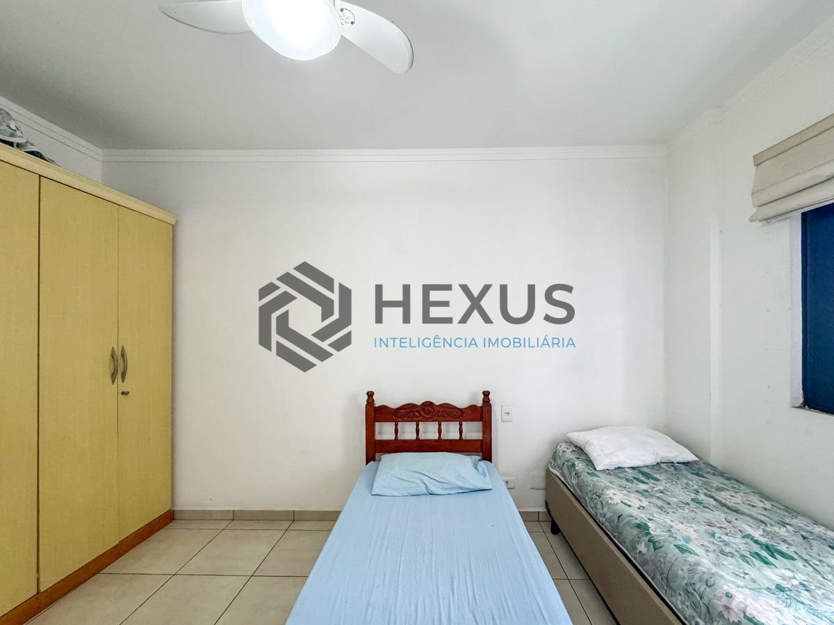 Foto 8 de Apartamento reformado e lazer a 1 quadra da praia no Jardim Astúrias, Guarujá