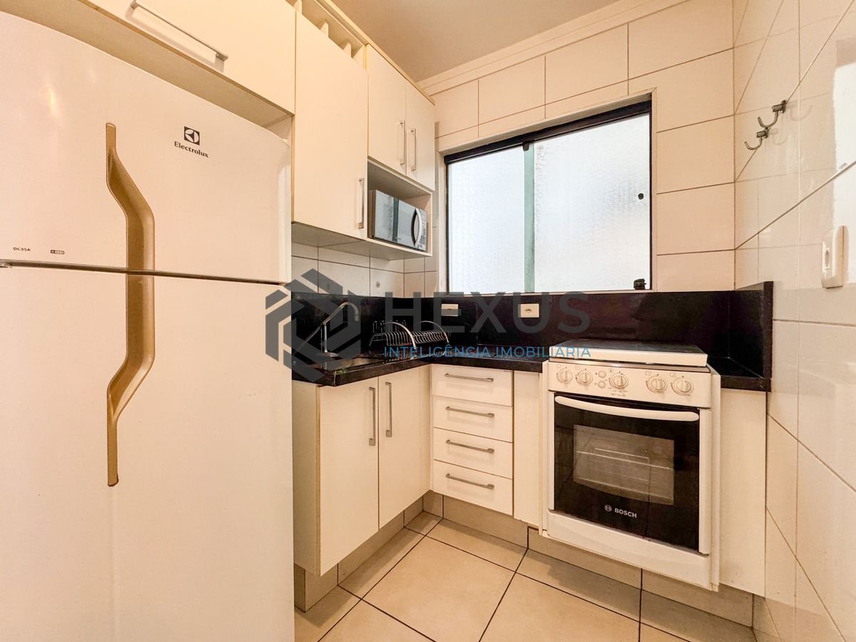 Foto 18 de Apartamento reformado e lazer a 1 quadra da praia no Jardim Astúrias, Guarujá