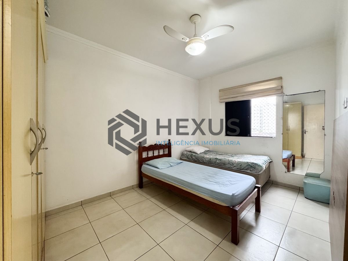 Foto 7 de Apartamento reformado e lazer a 1 quadra da praia no Jardim Astúrias, Guarujá