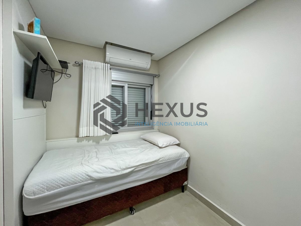 Foto 16 de Apartamento com varanda vista mar e lazer nas Pitangueiras, Guarujá