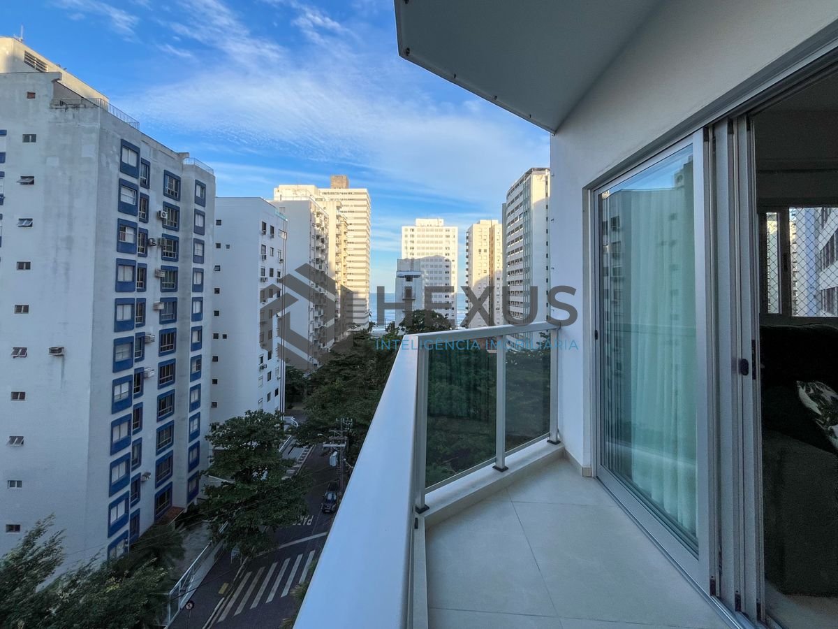 Foto 9 de Apartamento com varanda vista mar e lazer nas Pitangueiras, Guarujá