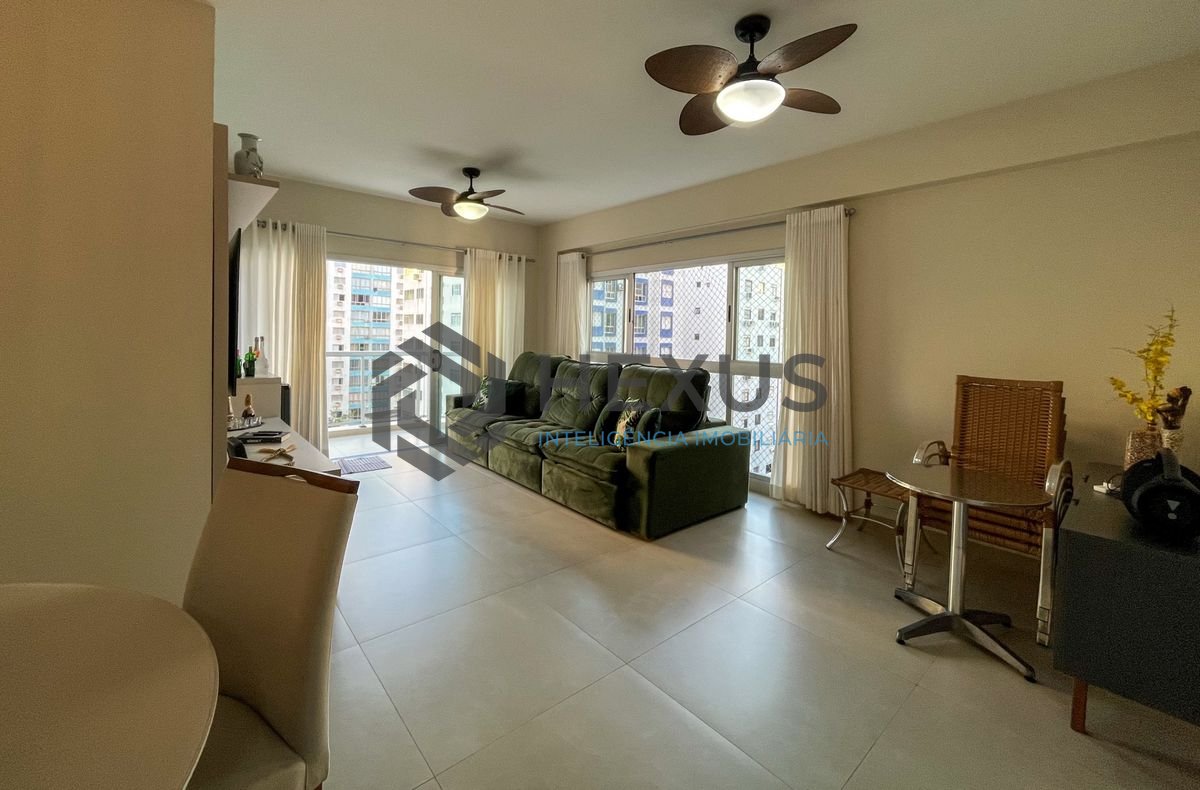 Foto 6 de Apartamento com varanda vista mar e lazer nas Pitangueiras, Guarujá