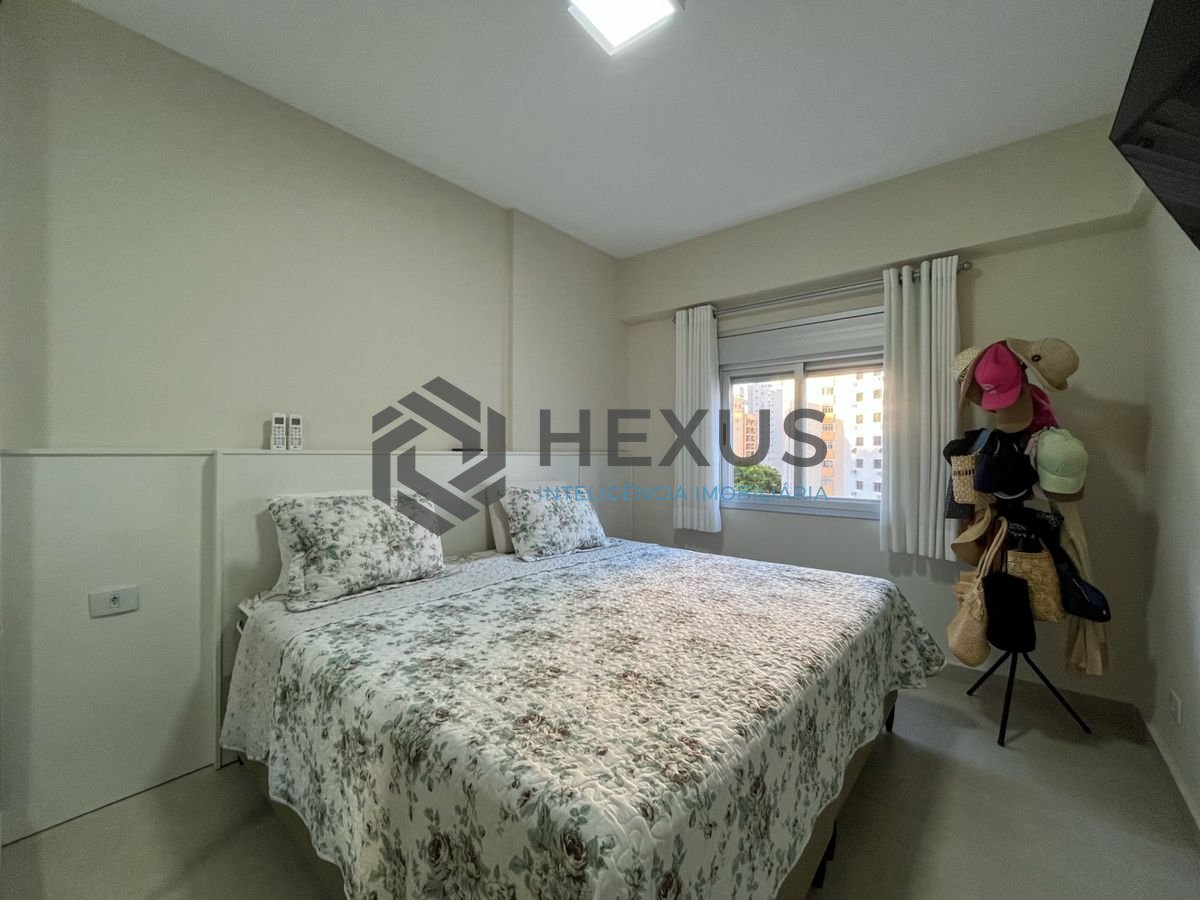 Foto 29 de Apartamento com varanda vista mar e lazer nas Pitangueiras, Guarujá
