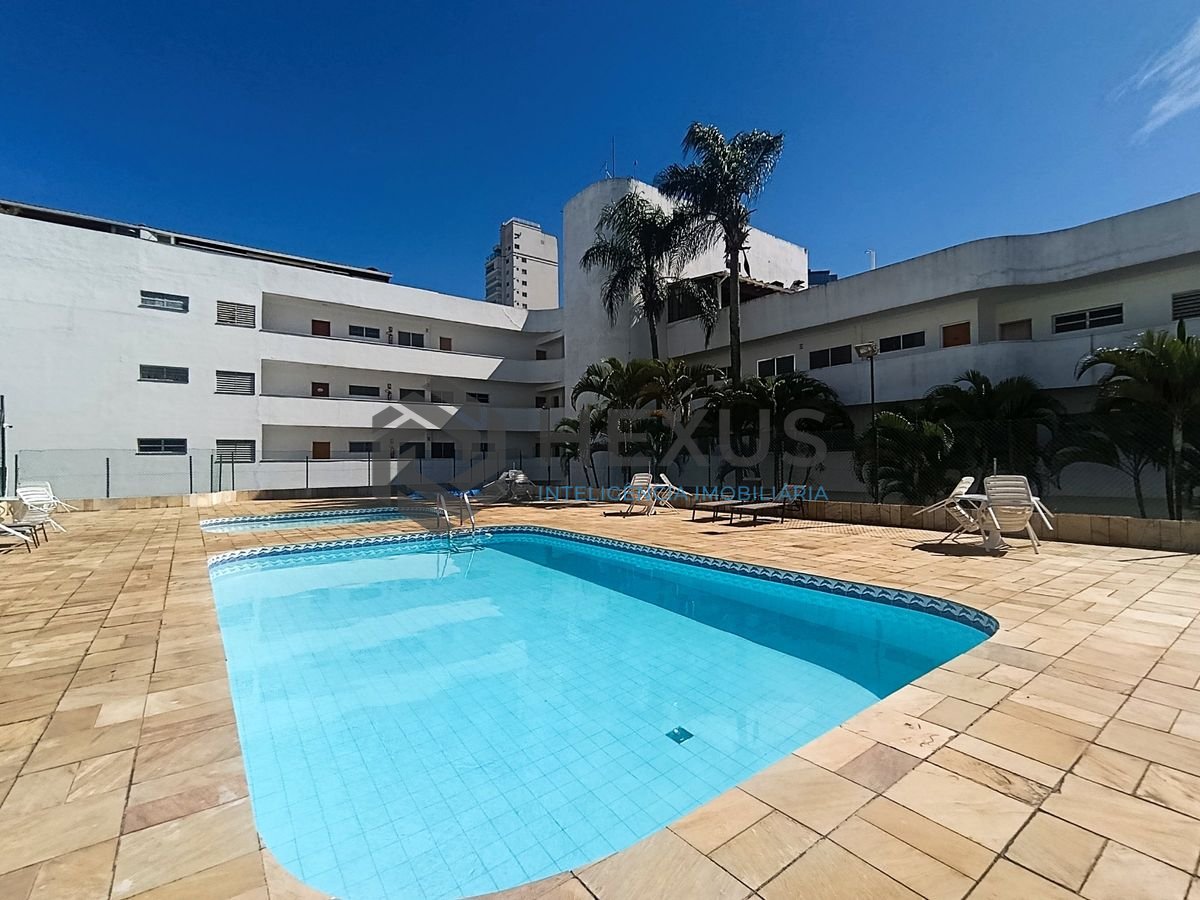 Foto 22 de Apartamento reformado com varanda e lazer a 150m da praia na região do Aquário na Enseada, Guarujá