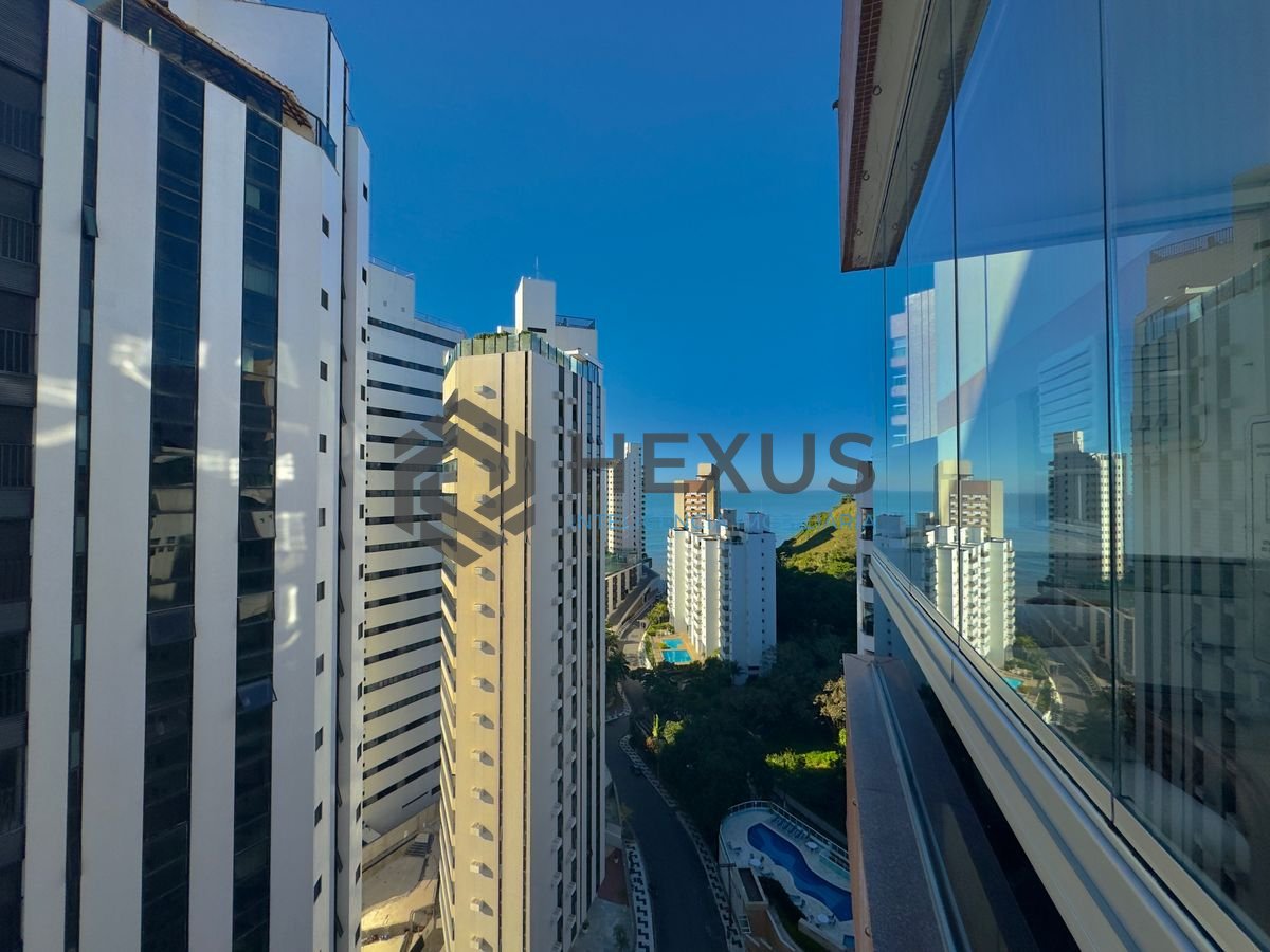 Foto 5 de Apartamento frente mar com varanda vista mar e lazer no Jardim Astúrias, Guarujá