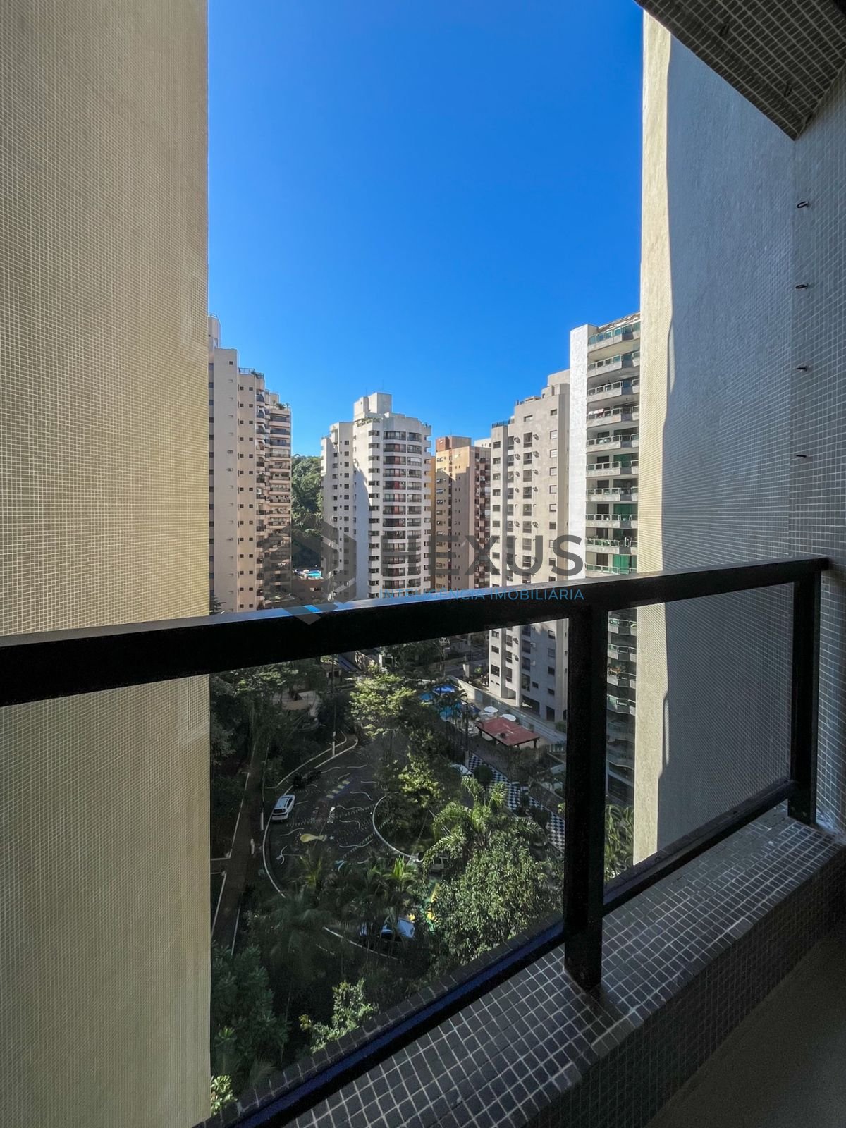 Foto 24 de Apartamento com varanda e lazer na Barra Funda nas Pitangueiras, Guarujá
