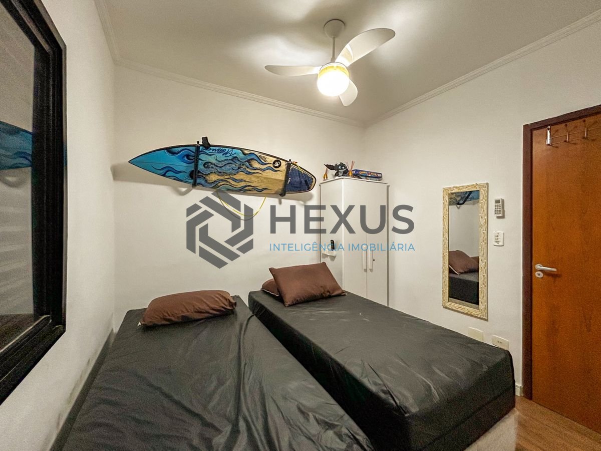 Foto 10 de Apartamento com varanda e lazer a 200m da praia no Jardim Astúrias, Guarujá