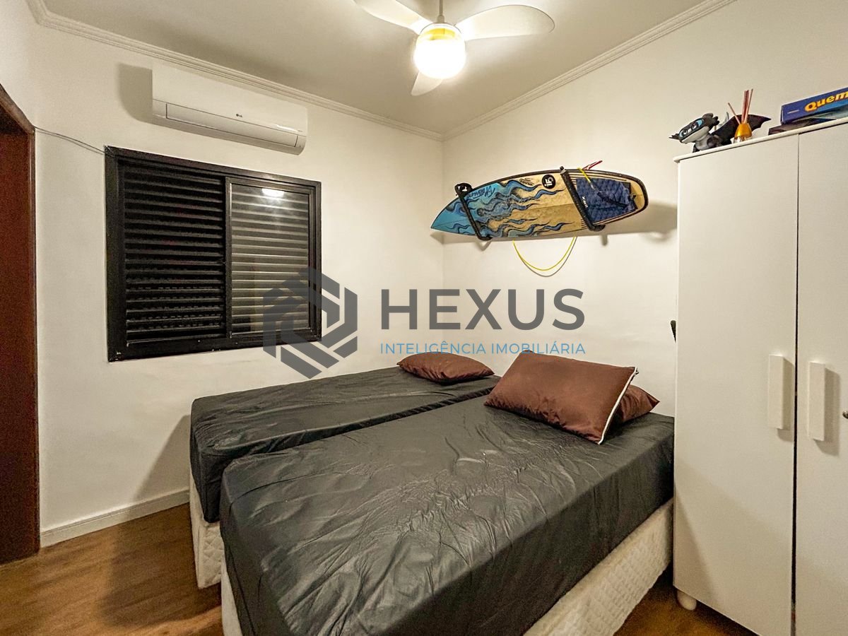 Foto 7 de Apartamento com varanda e lazer a 200m da praia no Jardim Astúrias, Guarujá