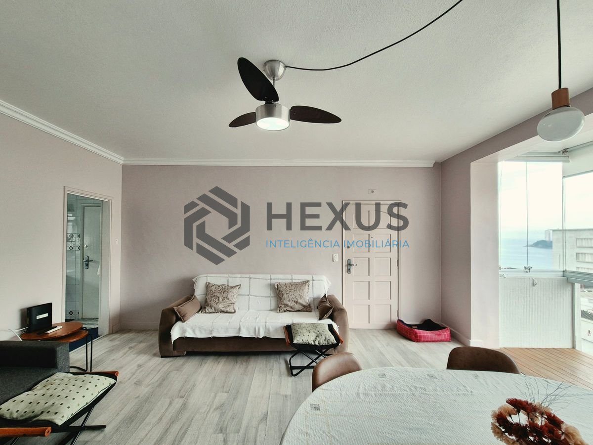 Foto 5 de Apartamento com varanda vista mar a 1 quadra da praia nas Pitangueiras, Guarujá
