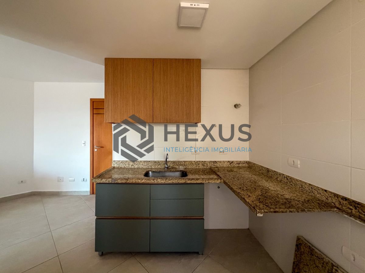 Foto 18 de Apartamento com varanda vista mar e lazer a 500m da praia na Enseada, Guarujá