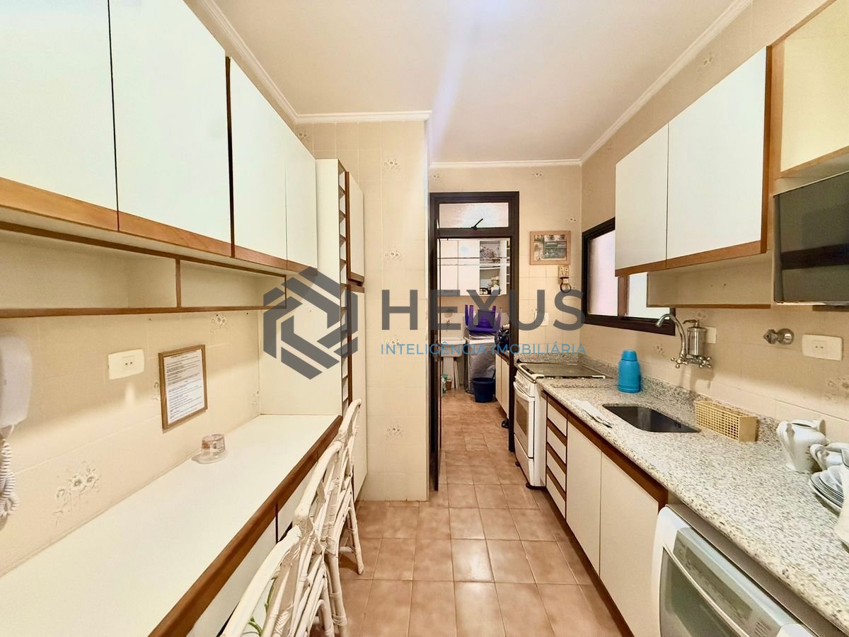 Foto 20 de Apartamento com varanda e lazer a 350m da praia na região do Central Park na Enseada, Guarujá
