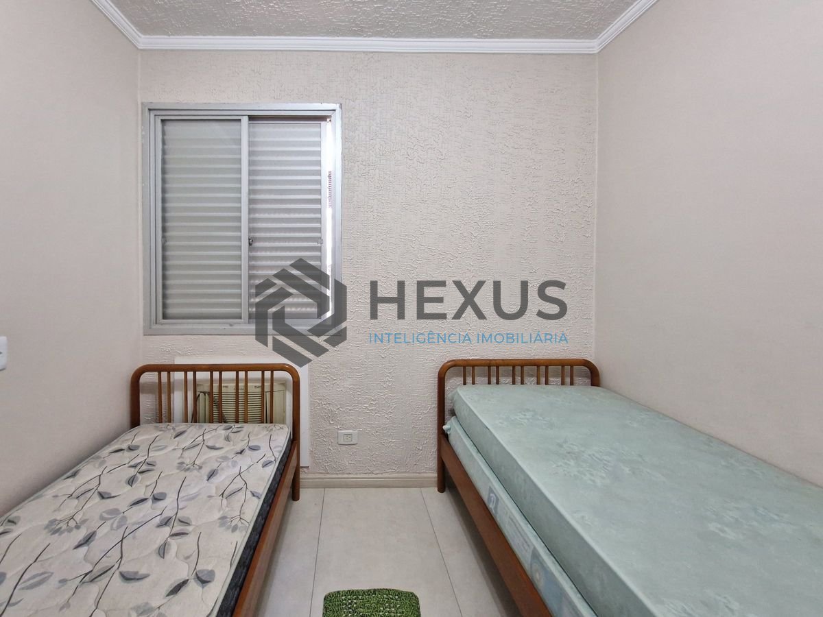 Foto 14 de Apartamento reformado e lazer a 500m da praia na região do Jardim Las Palmas no Jardim Astúrias, Guarujá
