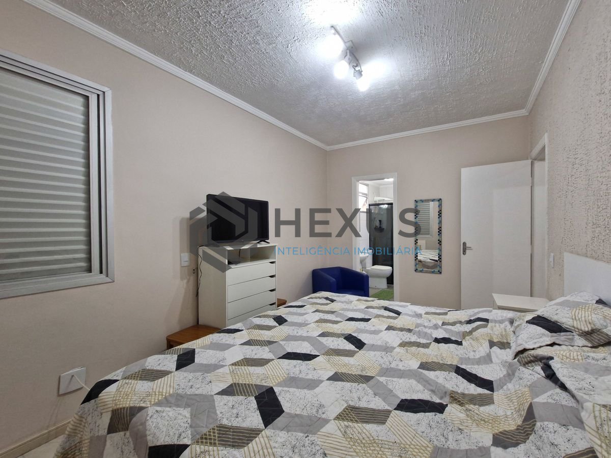 Foto 11 de Apartamento reformado e lazer a 500m da praia na região do Jardim Las Palmas no Jardim Astúrias, Guarujá